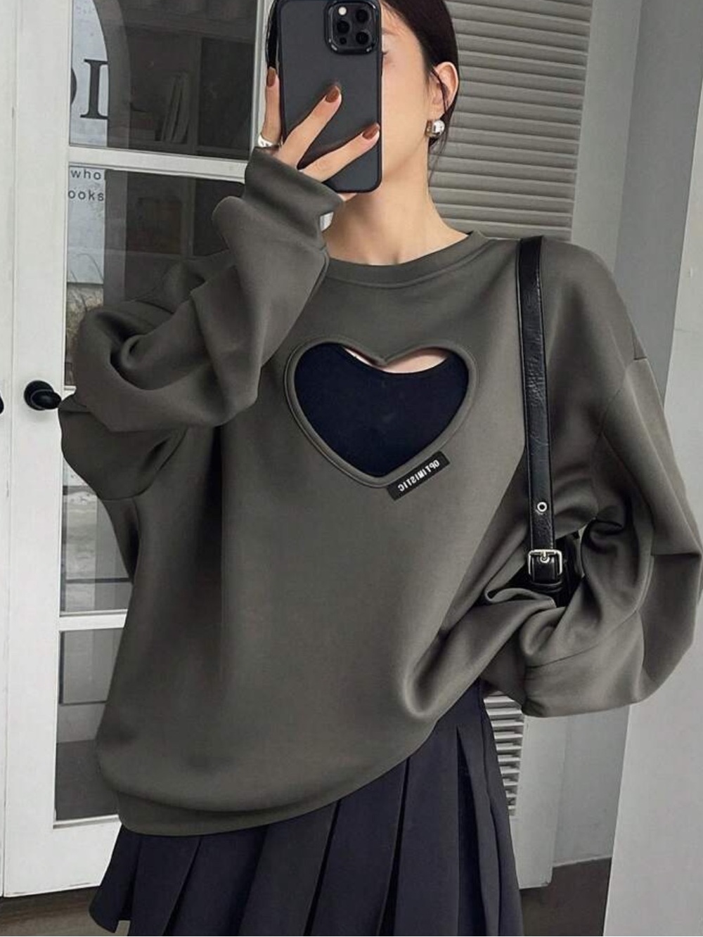 Heart Cutout Sweatshirt long sleeve  - Olive Green